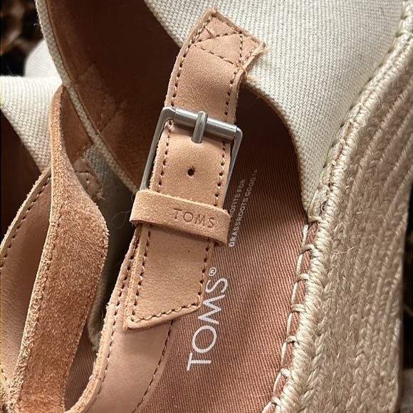 Brand New TOMS Natural Oxford Leather Neutral Espadrille Wedge Slingback Sandals - Picture 10 of 14
